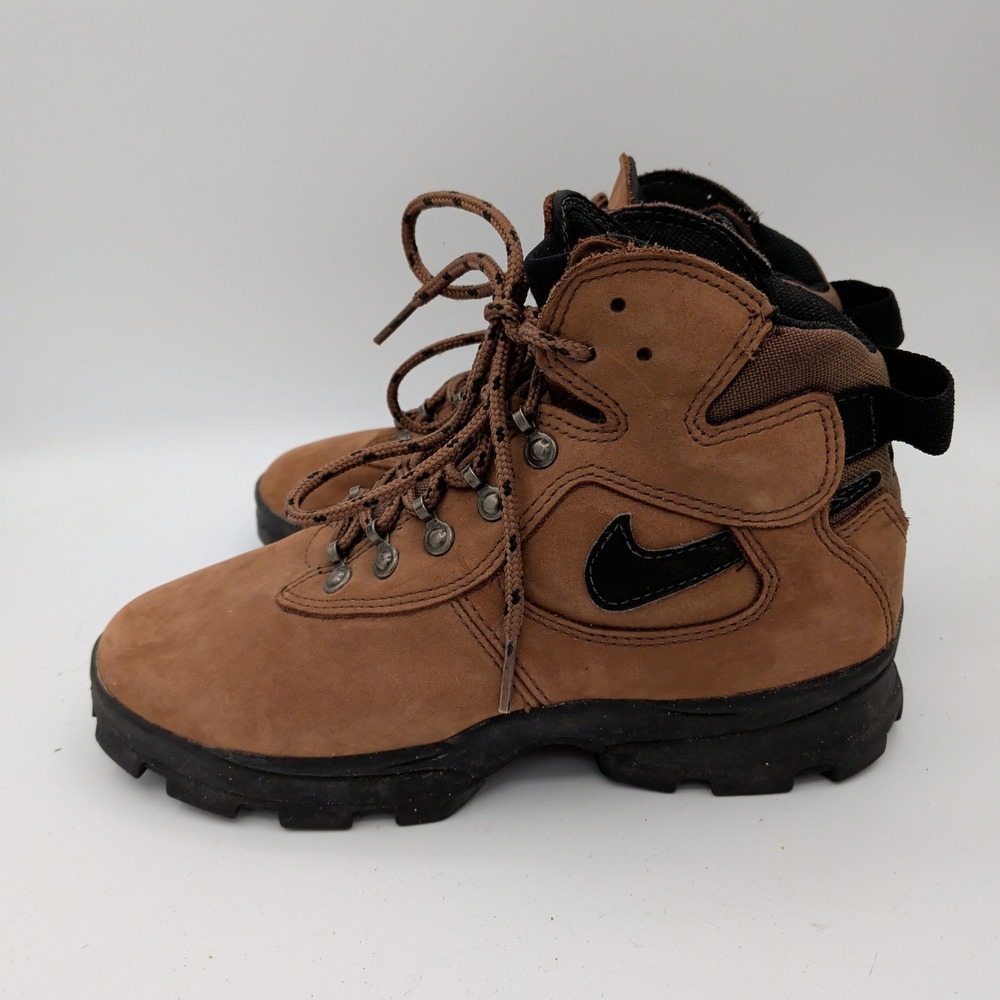 Nike ACG Air Hiking Boots Kids 5.5Y EU 38 Brown Suede Leather Vintage 653204-201 - Picture 2 of 8